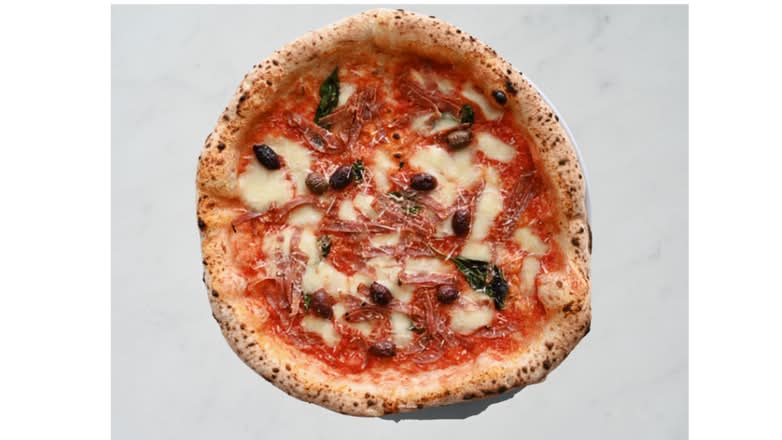 Pizza Bianco Nera