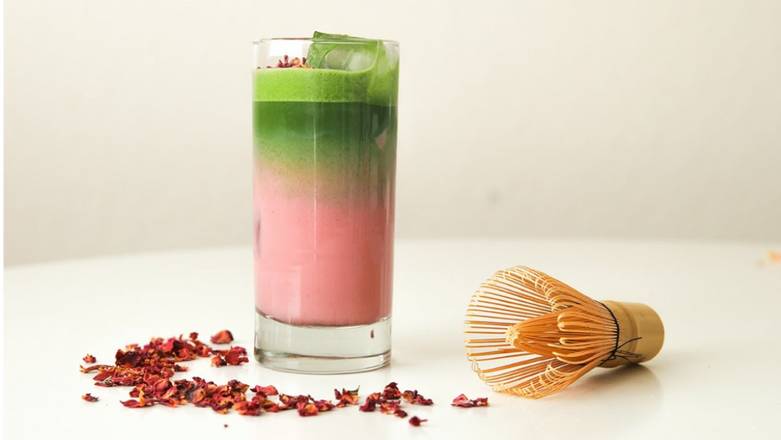 Matcha Rose Latte