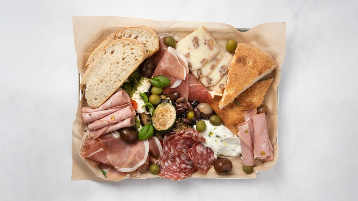 Piatto salumi e formaggi