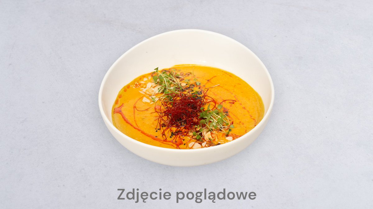 Krem z dyni i batatów z imbirem i krewetkami